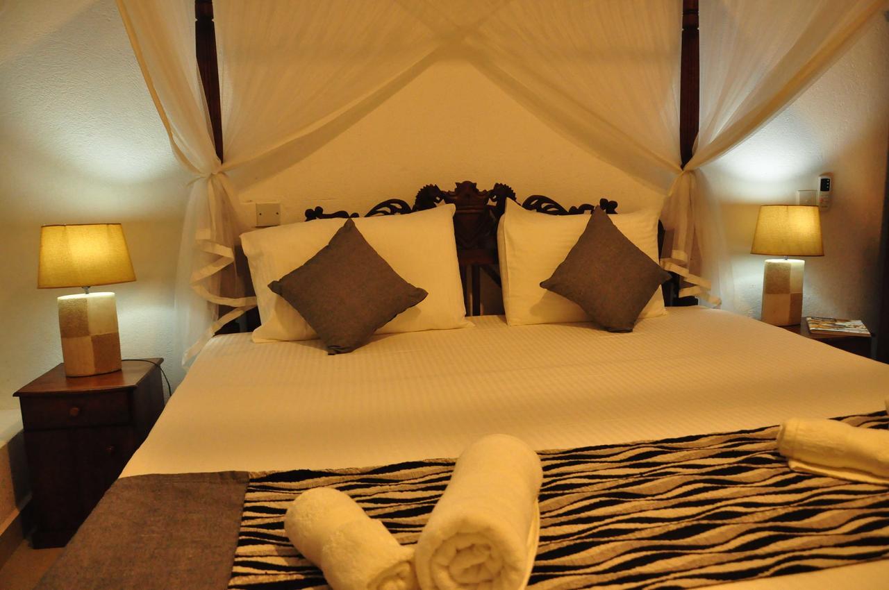 El Corazon De Hikkaduwa Bed & Breakfast エクステリア 写真